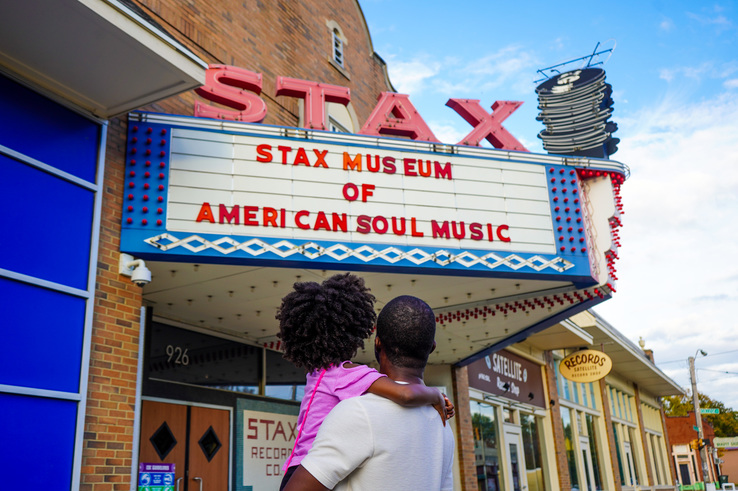 Dad and daughter at the Stax The Traveling Child